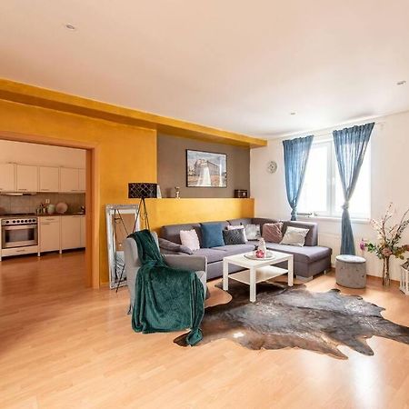 Ferienwohnung Crystal View Pressburg Exterior foto